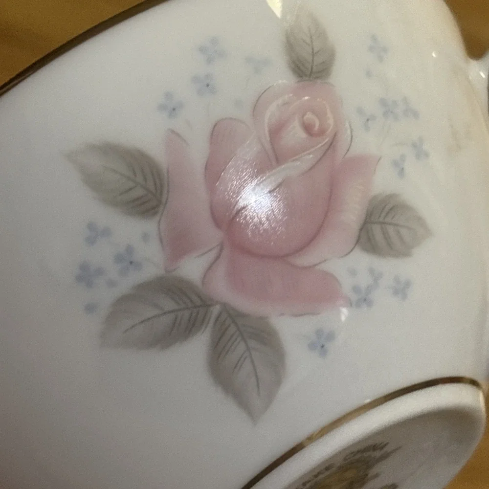 Noritake Roseville 6238 Tea Cups Set of 2 Pink Rose Gold Trim Japan Fine China